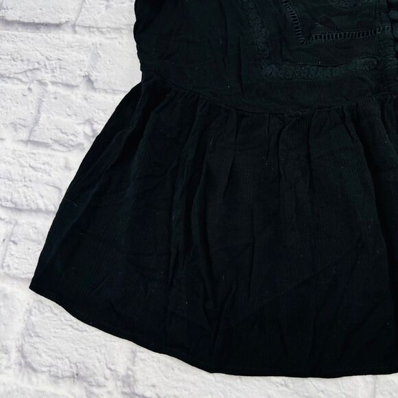 Torrid Sleeveless Tank Shirt Women's Size 1 Black V Neck Covered Button - Picture 4 of 9